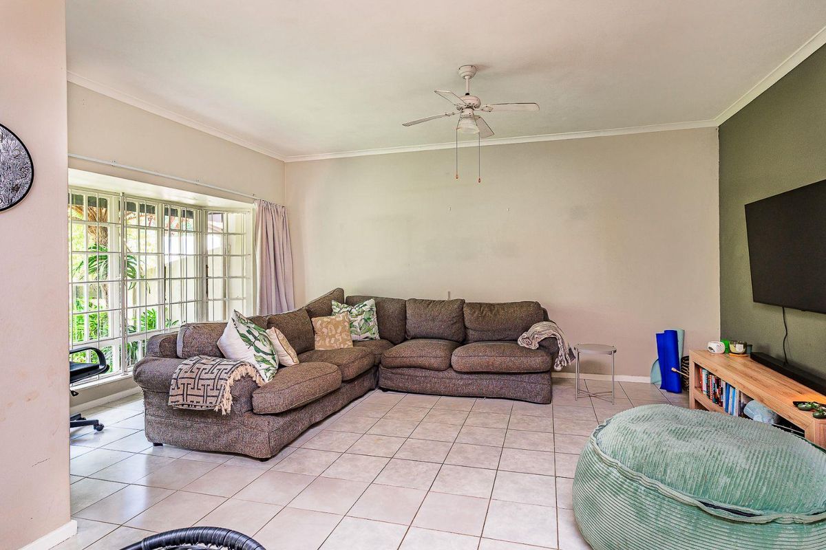FOR SALE  |  Gillitts  |  Edgecliffe Park Estate  |  3 Bedroom Cluster Home - Photo 5