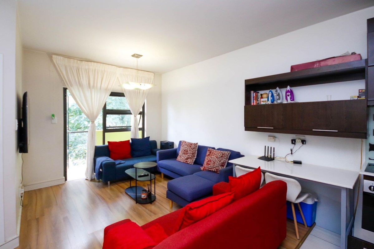 2 bedroom 1 bath Apartment in Rivonia - Photo 2