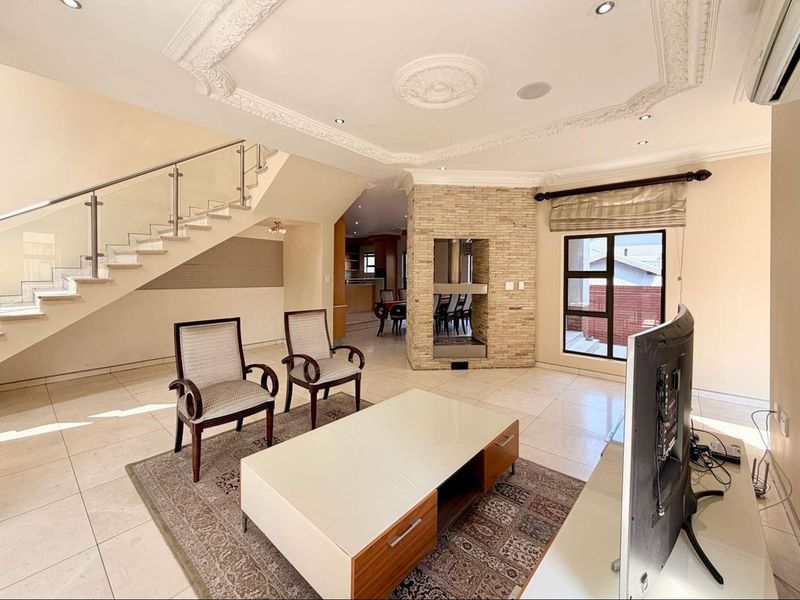 Five Bedroom Home For Sale in Waterfall Country Village Estate on a Corner Stand - Photo 9