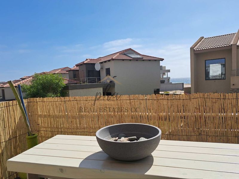 Stunning, upmarket 3 bedroom townhouse, close to the beach for sale in Dolphin Beach - Photo 3