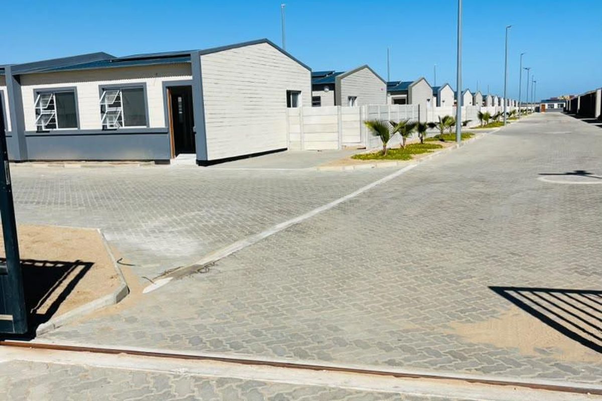 Modern Townhouses for Sale in Walvis Bay-Dunes Estates - Photo 3