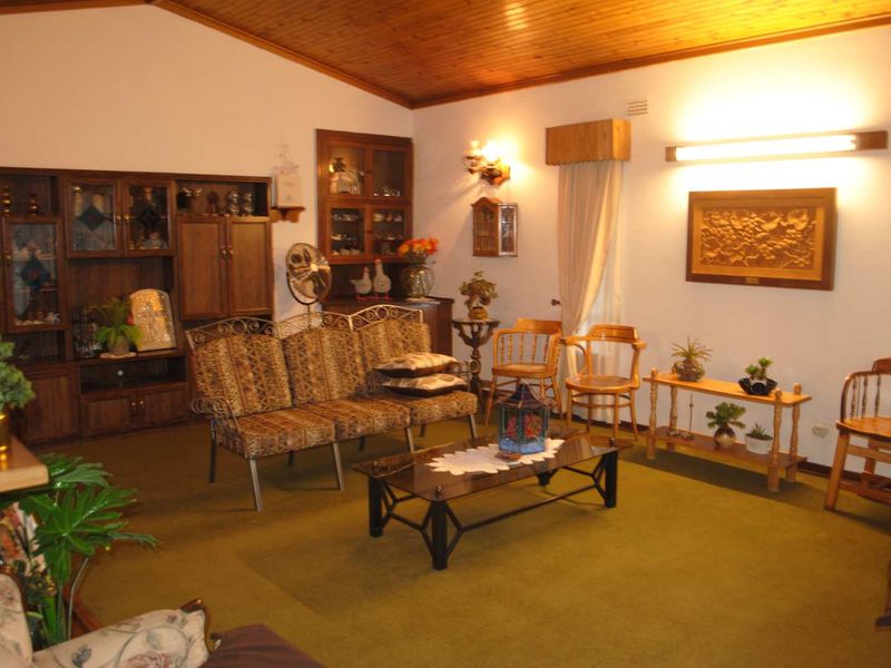 Riverfront Smallholding with Dual Dwellings, Workshop, Servants quarters & Stables - Photo 5