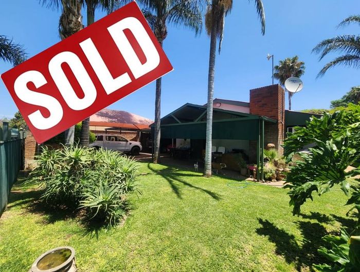 Property #2331193, House For Sale in Pretoria North