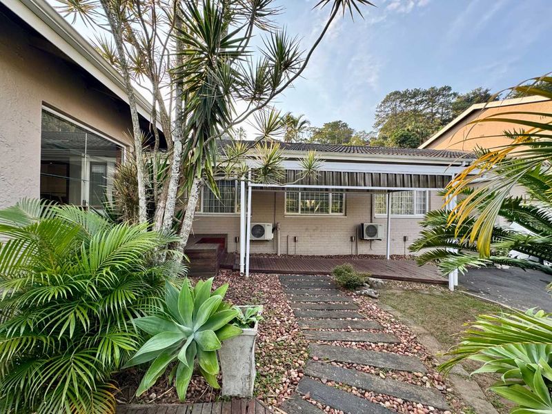 Unique Multi-Dwelling Property with Ultimate Entertainment Appeal - Photo 7