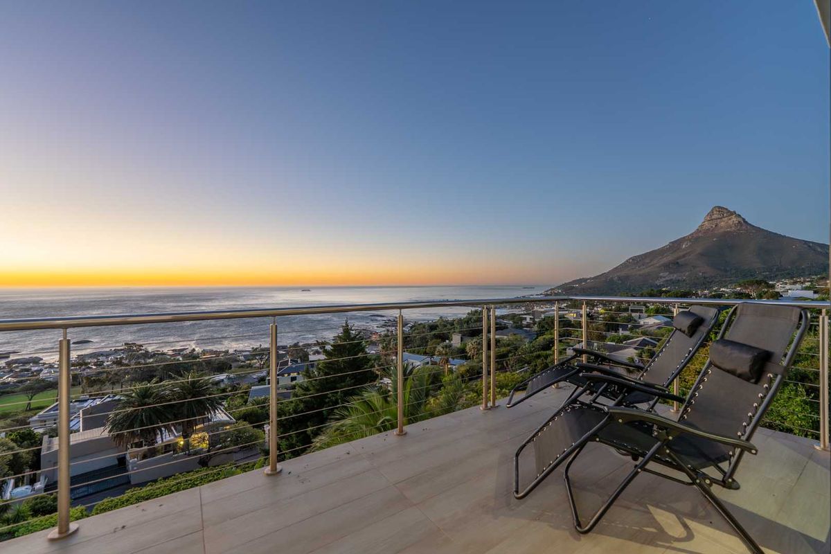 Contemporary Coastal Living with exquisite sea views in Camps Bay - Photo 3