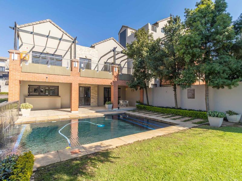 Move-In Ready! Lovely 1 Bedroom Apartment in Popular Matika Estate - Photo 1