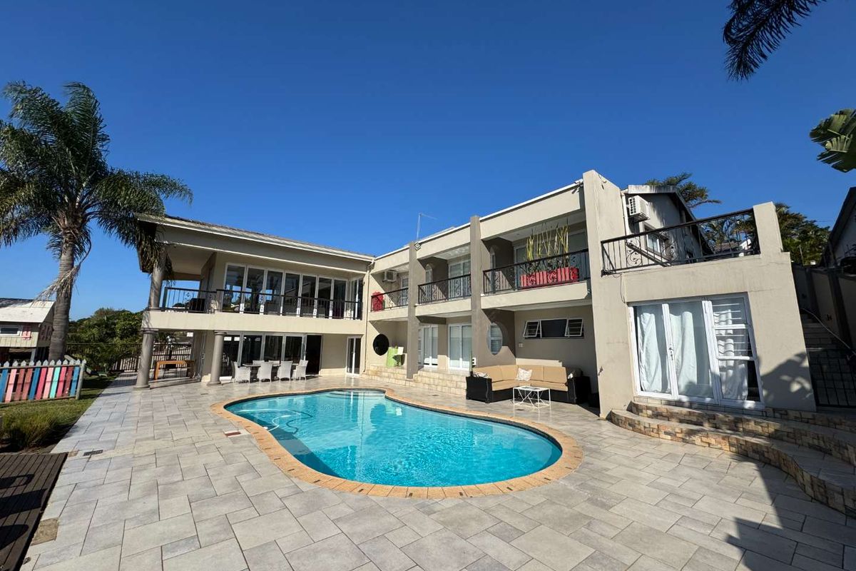 Hendra Estates - Exquisite, Large family home For Rent In Prime La Lucia. - Photo 2