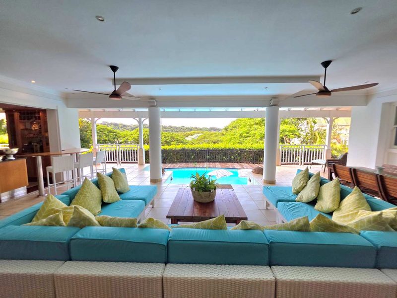 SOLE MANDATE – Prestigious Mount Edgecombe Golf Estate Living - Photo 3