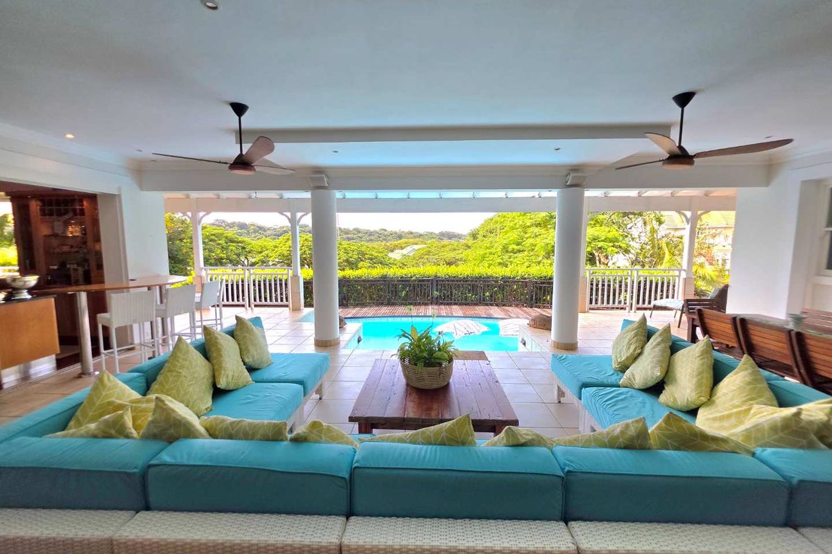 SOLE MANDATE – Prestigious Mount Edgecombe Golf Estate Living - Photo 3