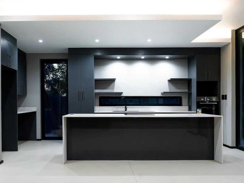 Modern Luxurious Cluster for the Executive - Photo 5