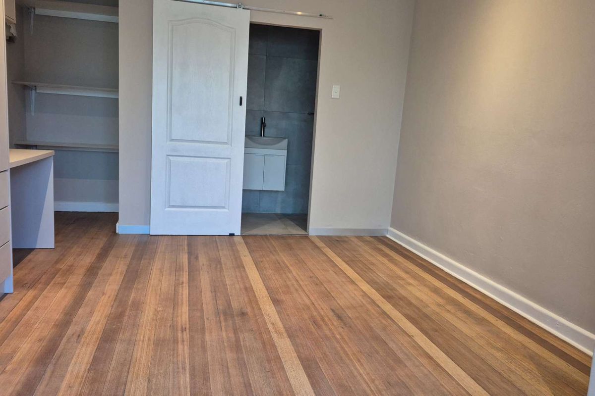 Modern Studio Apartment in Kenwyn – Secure & Stylish Living - Photo 4
