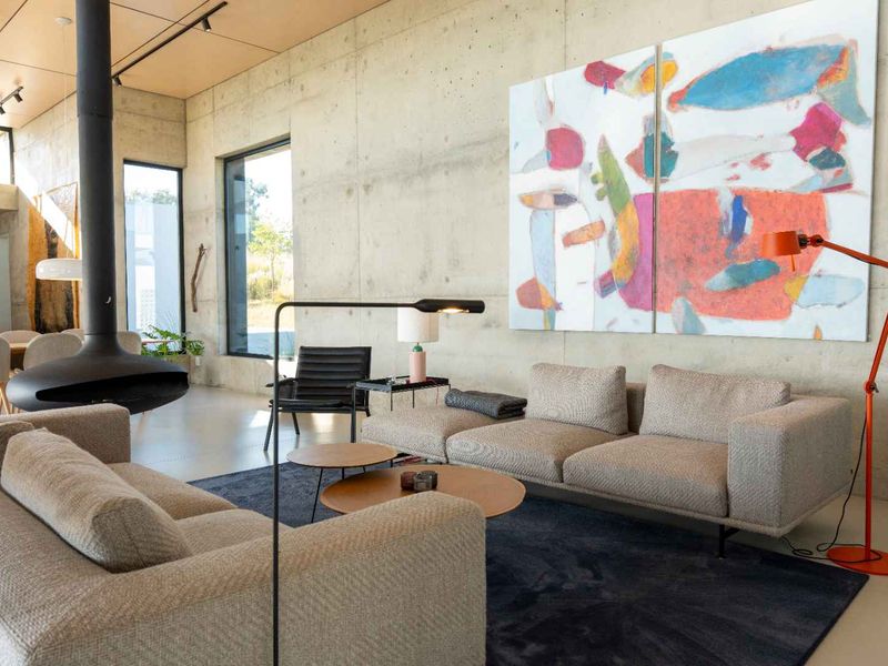 Where Contemporary Design Meets Country Serenity - Photo 8