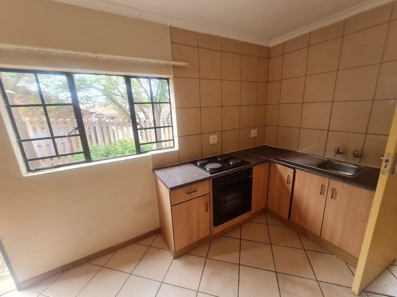 Cambridge Village, 1 Bedroom for sale - Photo 6