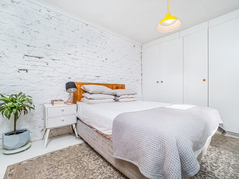 Delightful heritage cottage in the heart of Upper Woodstock - Photo 2