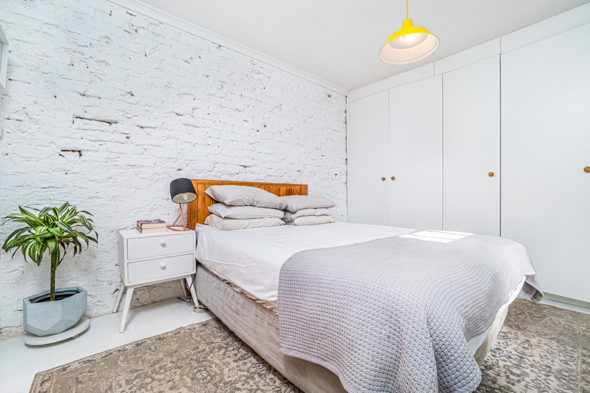 Delightful heritage cottage in the heart of Upper Woodstock - Photo 2