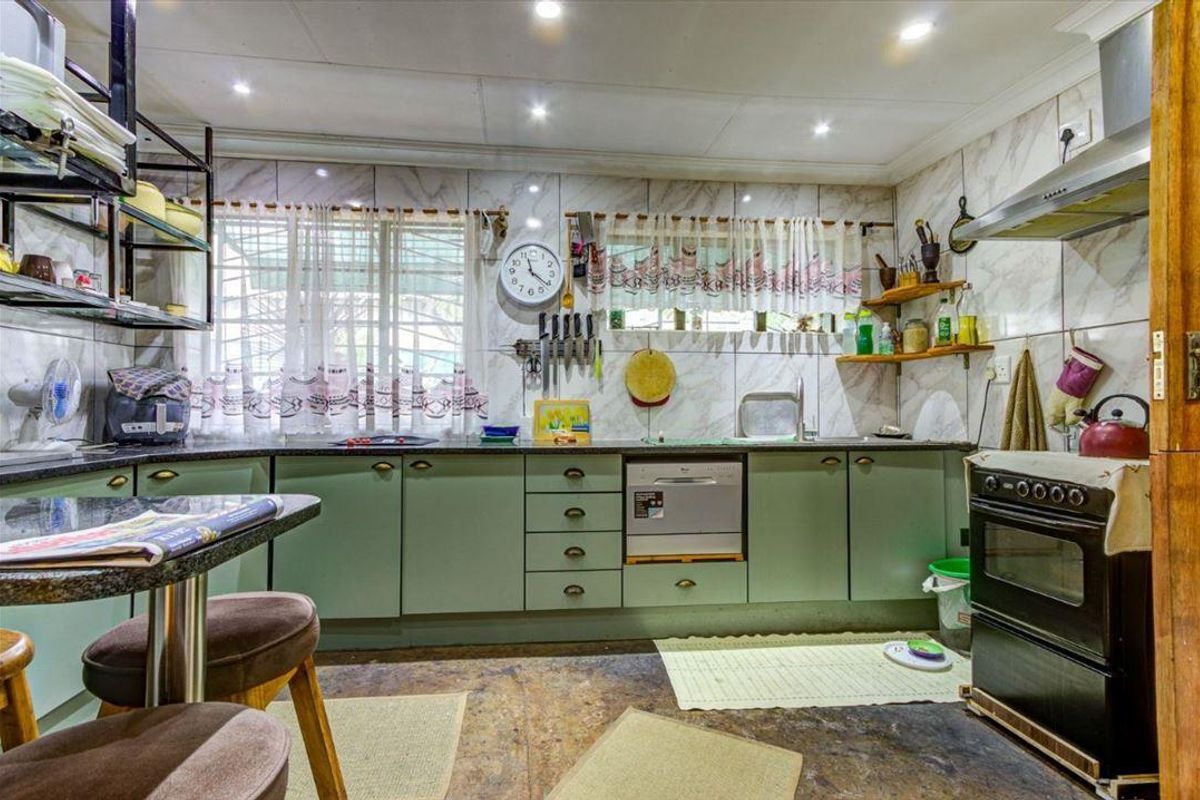 Charming Property in Comet with Flat - Close to EG Jansen and Concordia - Photo 3
