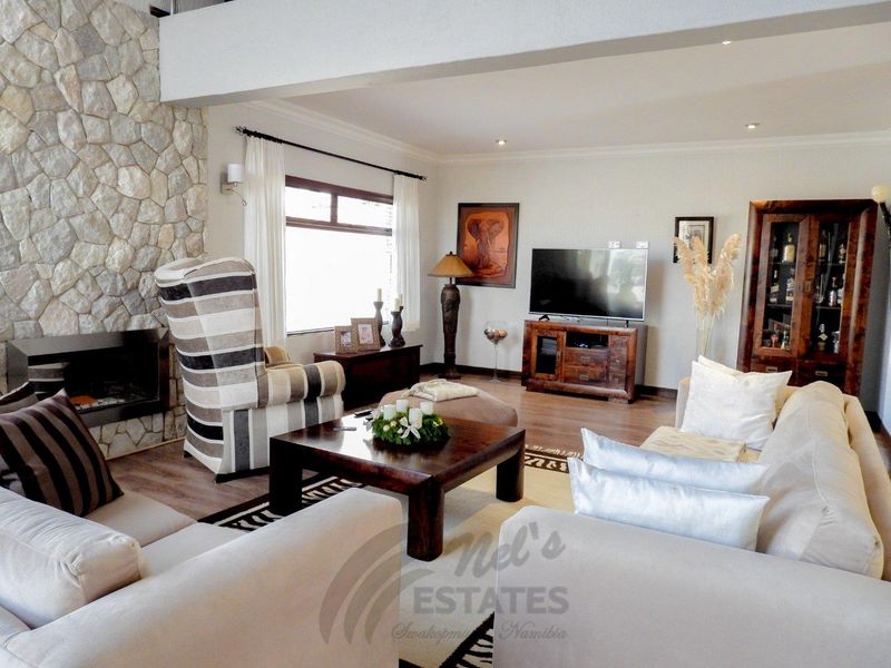 Exquisite Home For Sale in Vogelstrand - Photo 10