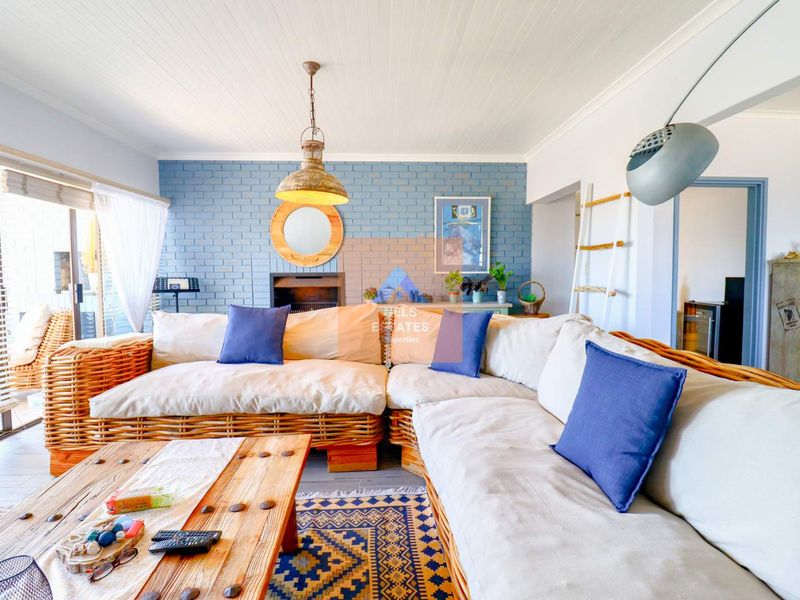 Sea Front Home For Sale in Vineta, Swakopmund - Photo 6