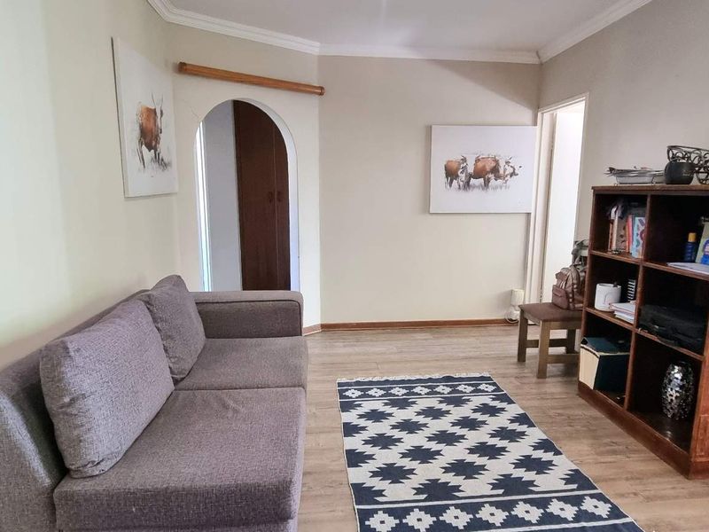 COMFORT, SPACE AND OPPORTUNITY KNOCKING - Photo 7