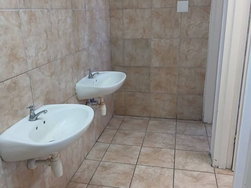 Perfectly Situated in Neat Secure Complex - Photo 4