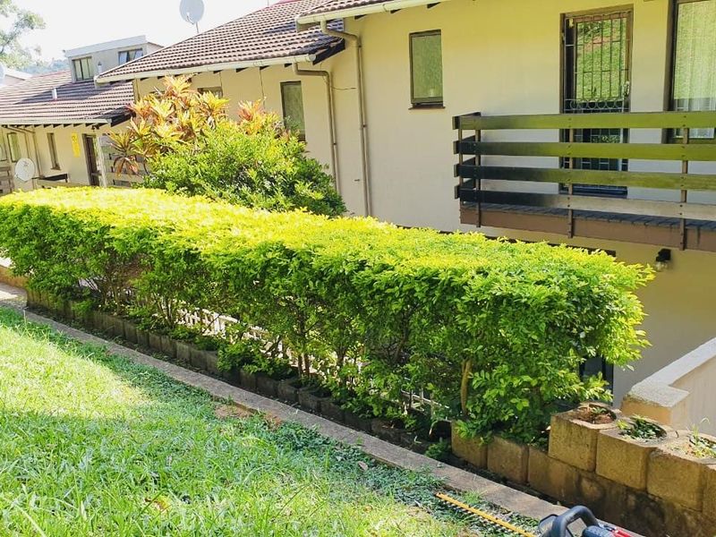 Hendra - Prime Umgeni Park 3‐Bed Townhouse – Great Starter Home with Private Garden - Photo 2
