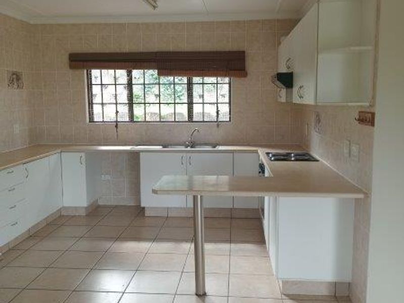 Immerse yourself in Westville with this exquisite 2-bedroom cottage for lease - Photo 6
