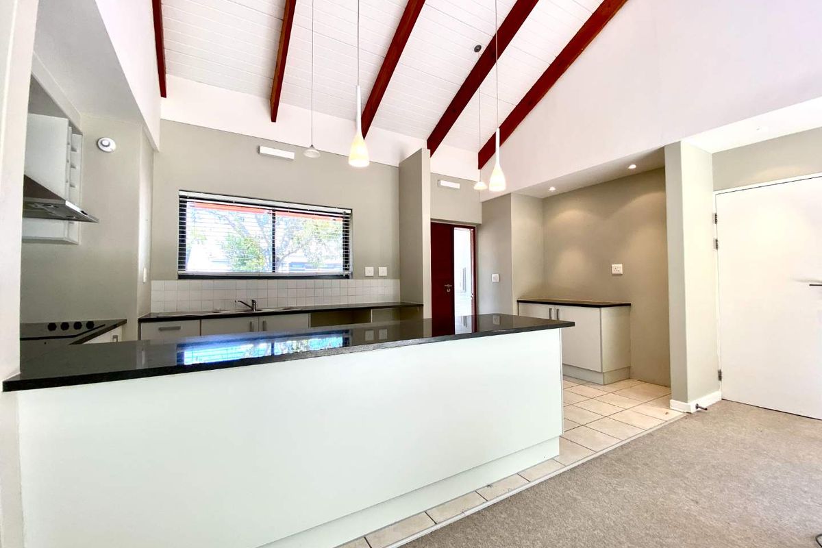 Hout Bay retirement at its best - Photo 5