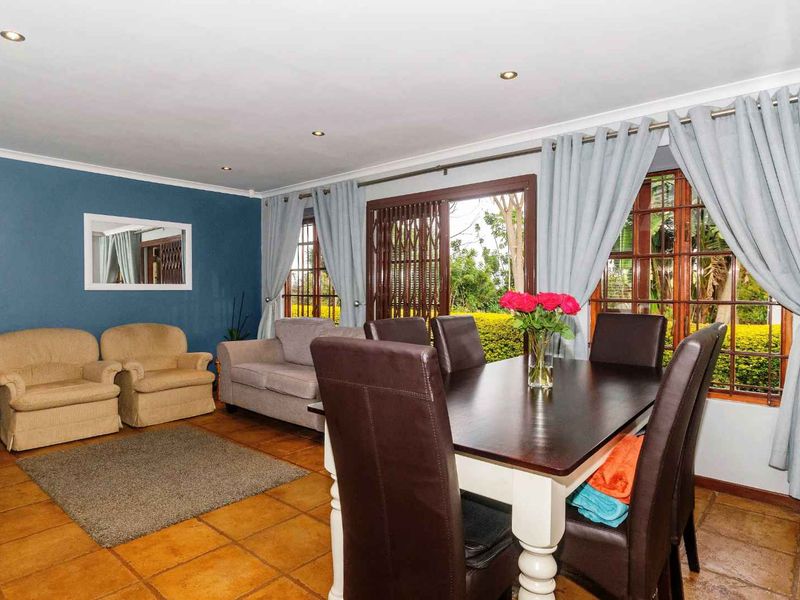 Beautiful 2 Bedroom Townhouse For Sale in Waterfall - Photo 5