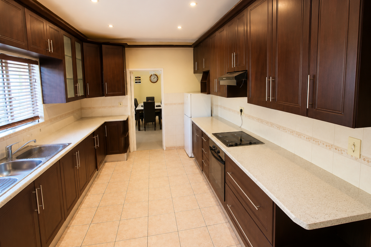 5 bedroom house - Photo 5