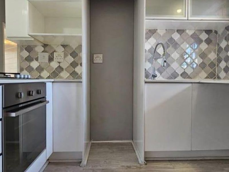 2 Bedroom Townhouse for Sale in New Redruth - Photo 5