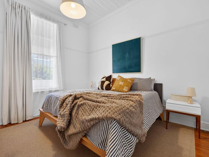 Terraced Victorian - Photo 4