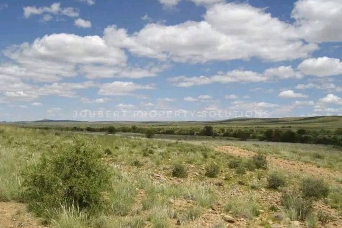 GORGEOUS LIVESTOCK / GAME FARM FOR SALE IN THE SOUTH OF NAMIBIA - Photo 4