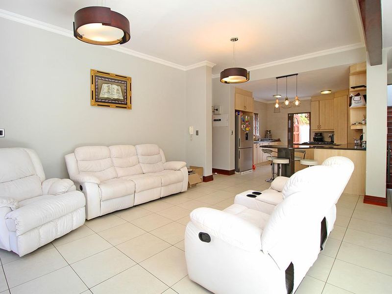 Secure 4-Bed Home with Pool & Sukkah – Low Levy Investment! - Photo 10