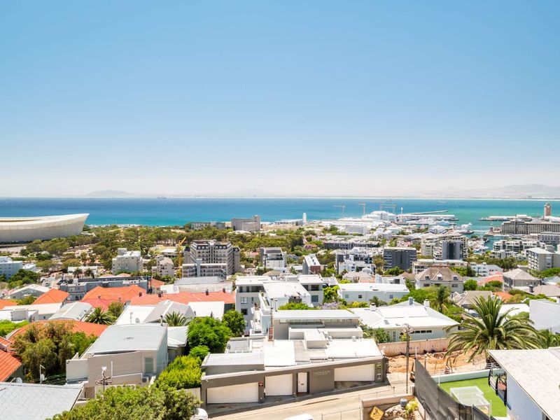 Panoramic Ocean Views in Pet Friendly Apartment! - Photo 4