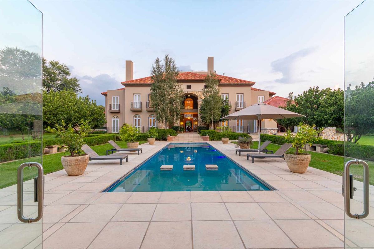 An Architectural Masterpiece in the Heart of Waterfall Equestrian Estate - Photo 2