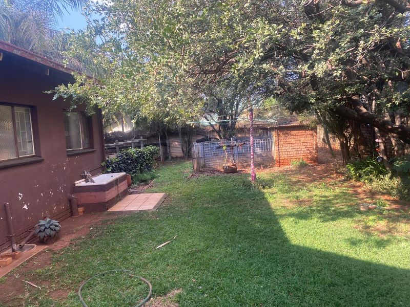 3 Bedroom ,2.5 ,Bathroom Freestanding House Available for Rental in The Orchards - Photo 6
