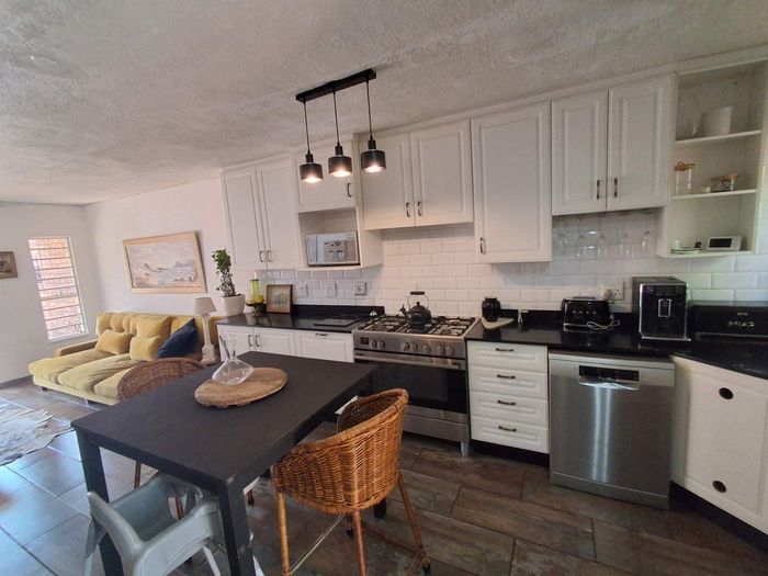 Property #2486491, Townhouse For Sale in Monument Park