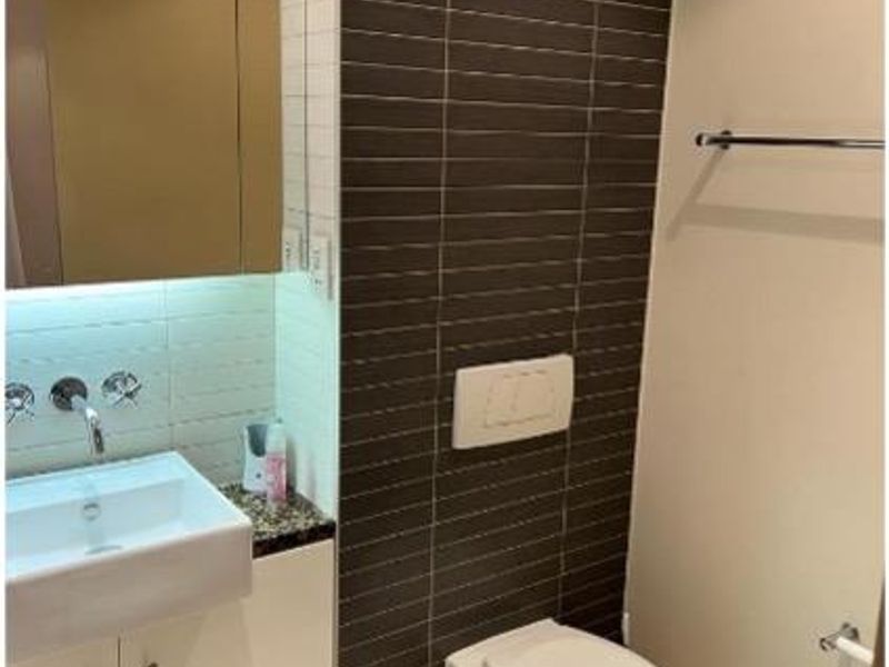 Furnished Apartment To Rent - Photo 6