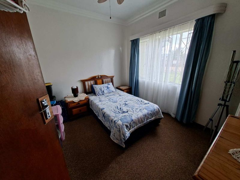 3 Bedroom Home with Flatlet for Sale - Photo 7