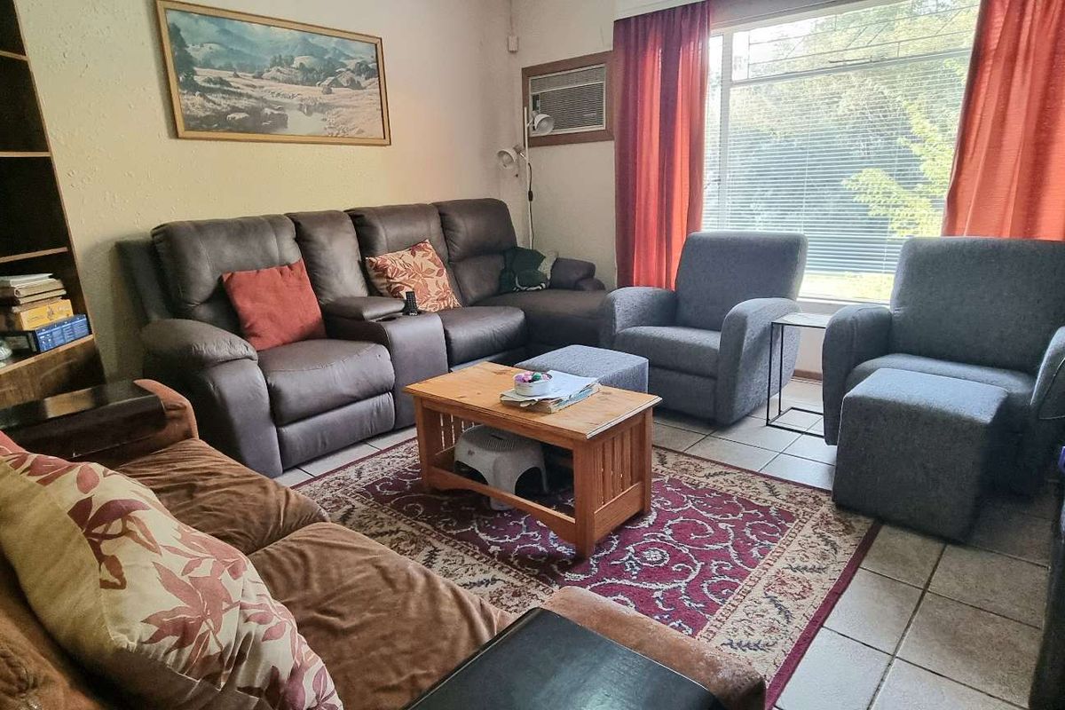 MUCH -LOVED FAMILY HOME READY FOR ITS NEXT CHAPTER - Photo 5