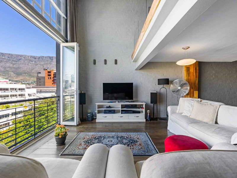 Exquisite Loft Living with Iconic Table Mountain Views - Photo 5