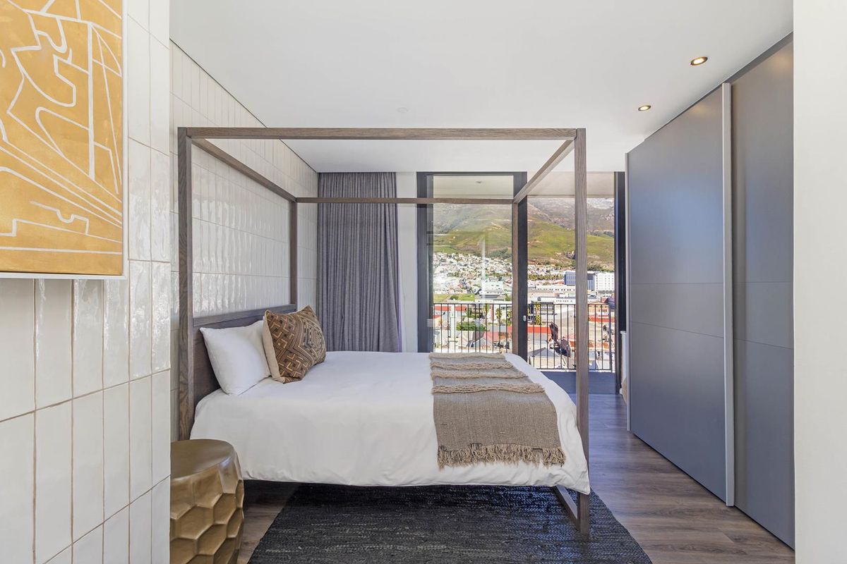 Designer Penthouse & Exceptional Investment Returns (Never Seen Before ROI) - Photo 5