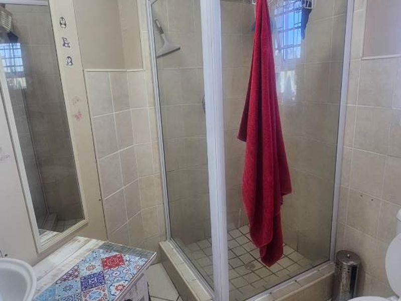 Invest smart: Easy rental, low fees & great location - Photo 8