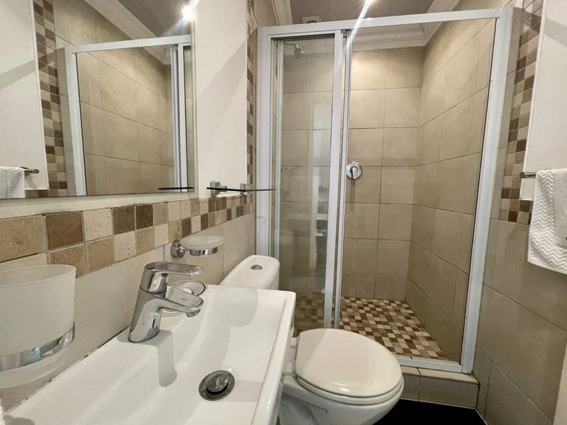 Ground Floor 2 Bedroom Apartment in Shakas Rock - Photo 10