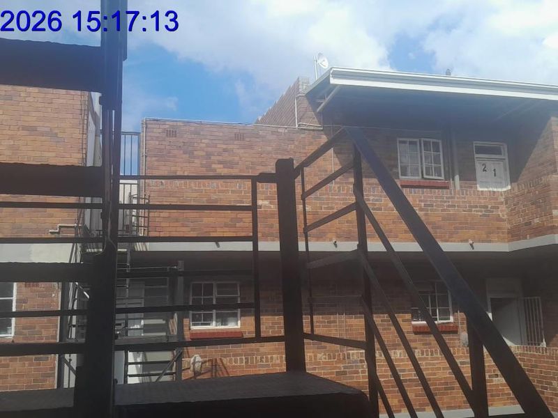 2 bedroom units available in a well maintained Body Corporate. - Photo 3