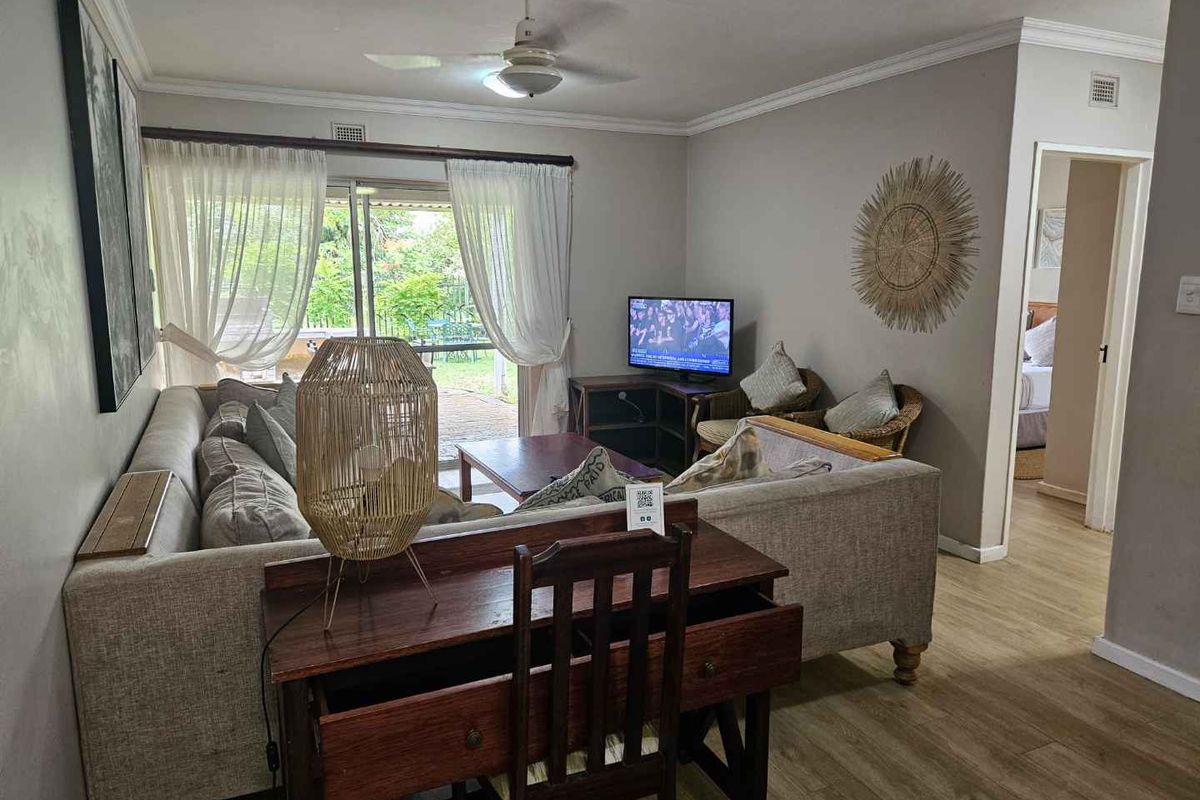 Live Where the Wild Meets the World Heritage - Photo 2