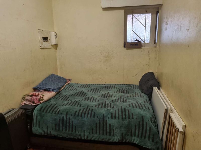 Well Positioned, Charming Apartment For  A  Small Family or Students - Photo 8