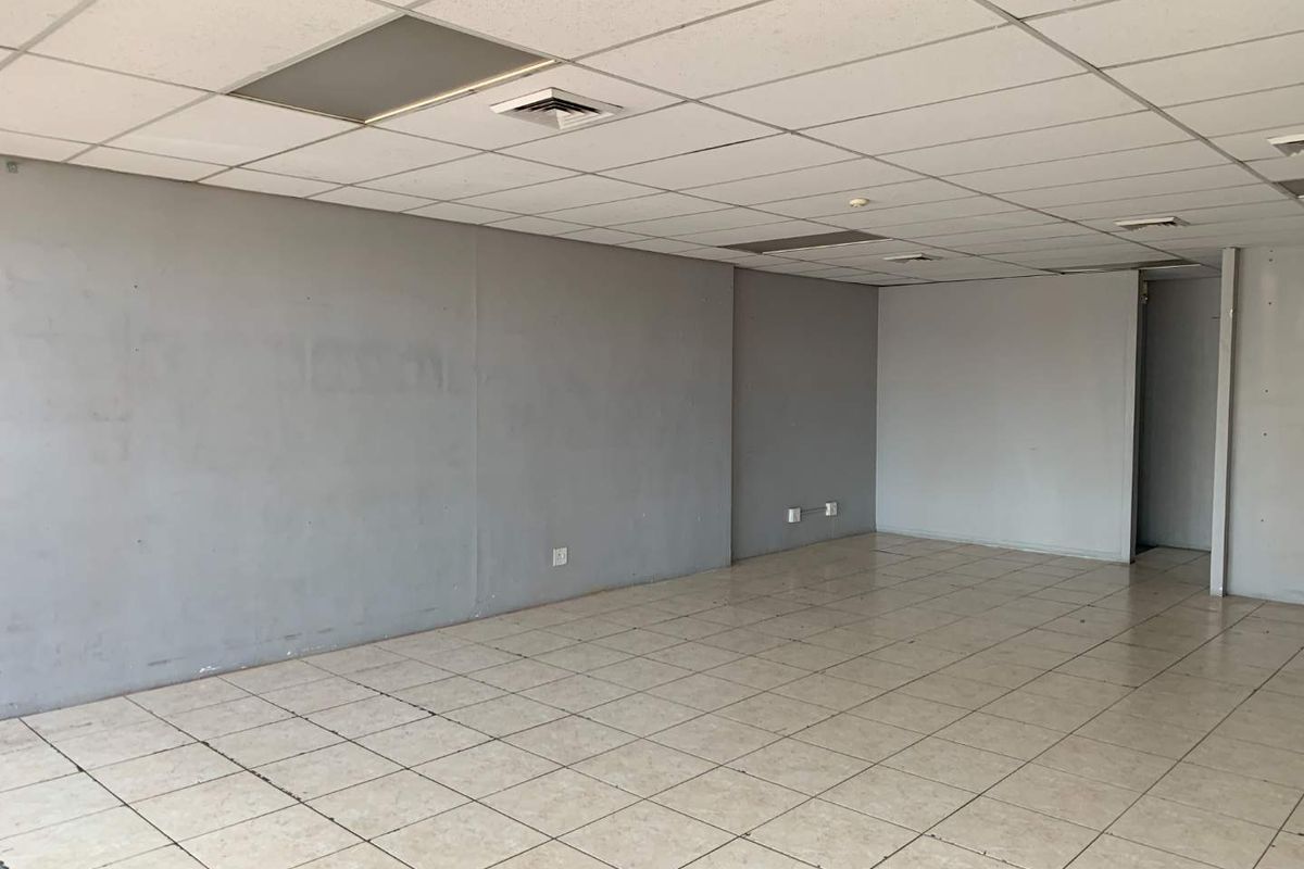 Destination Store Opportunity: 76m2 on Busy Durban Rd - Photo 4