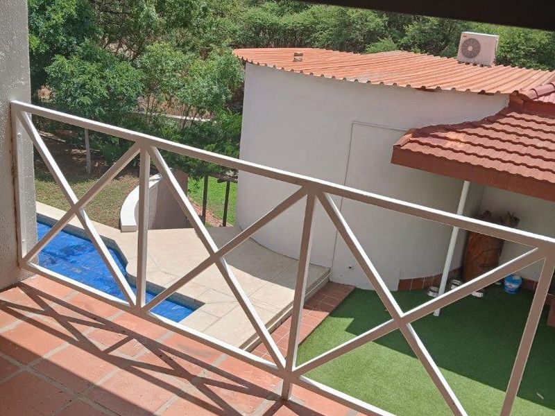 Don't overlook this Tuscan-look Property with Business Potential in Ludwigsdorf. - Photo 9