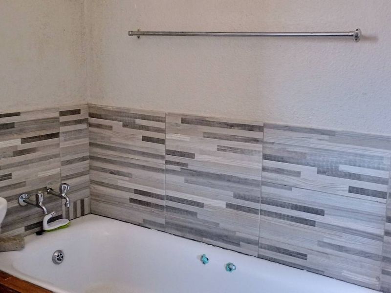 Open-Plan Living in Glenway Estate! - Photo 6